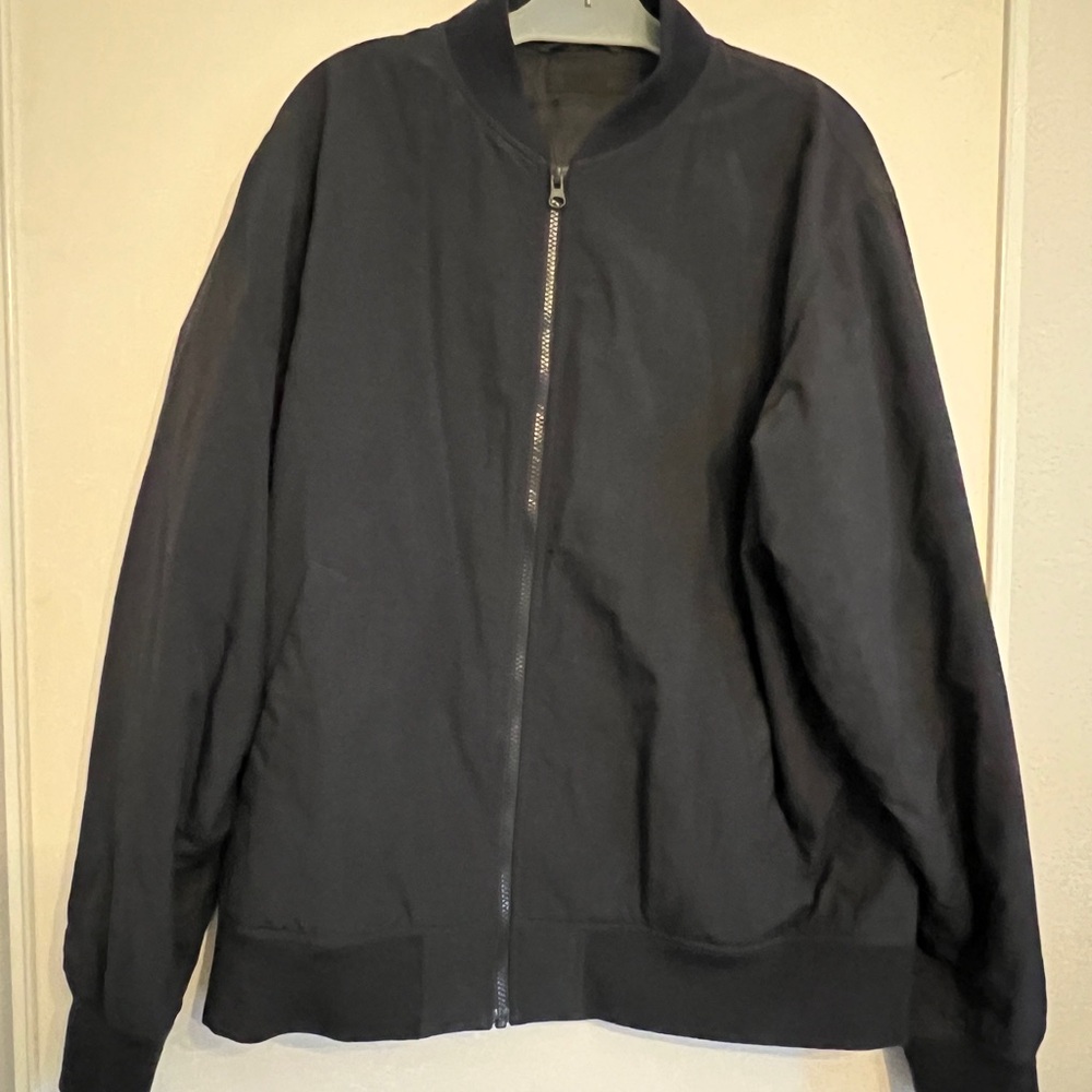 Uniqlo Black Bomber Jacket with Textured Surface and Relaxed Fit